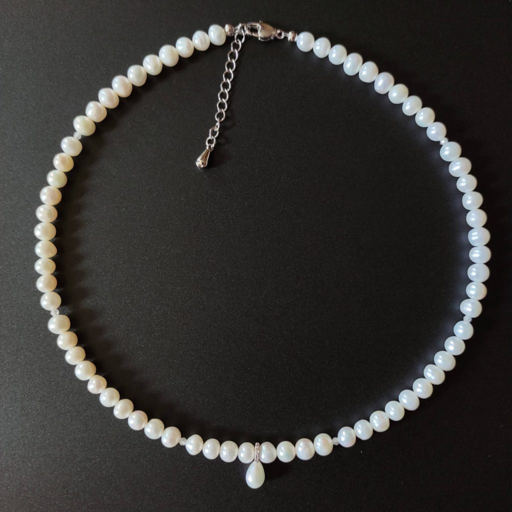Classic Freshwater Pearl Drop Necklace